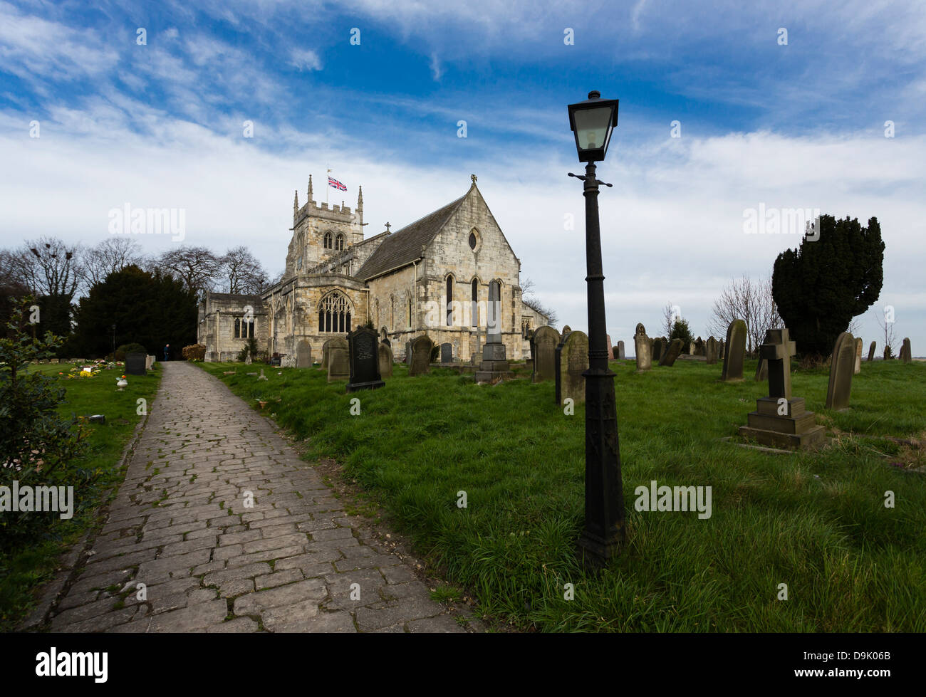 La Chiesa Parrocchiale di tutti i Santi Sherburn in Elmet. La chiesa risale al 1120 e fu costruita sul sito di un anglo-Saxon chiesa Foto Stock