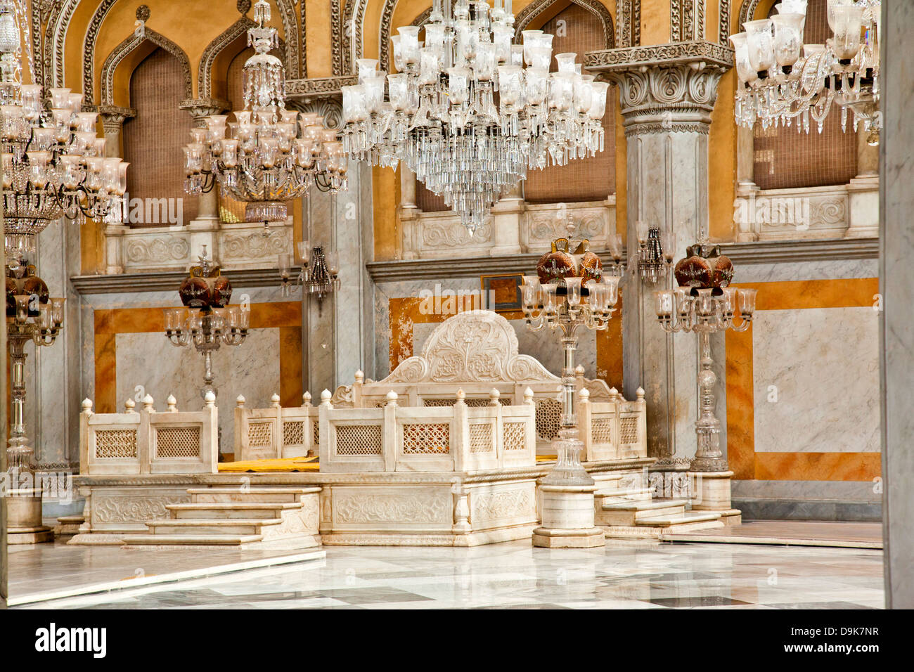 Interno di un palazzo, Chowmahalla Palace, Hyderabad, Andhra Pradesh, India Foto Stock