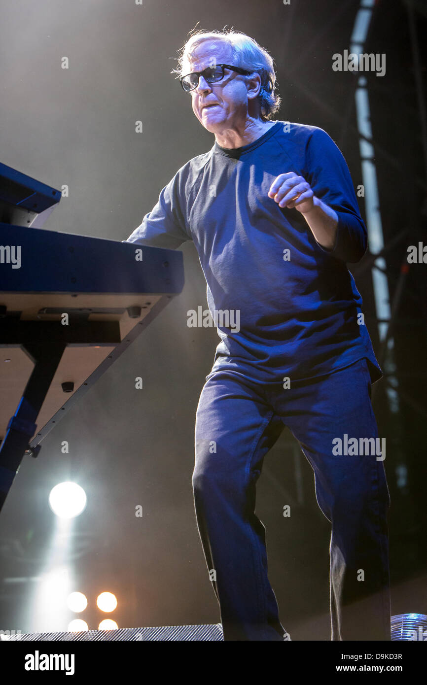 Milano Italia. Xx Giugno 2013. La American rock band TOTO esegue live all Ippodromo del galoppo durante il 'trentacinquesimo anniversario Tour' Credito: Rodolfo Sassano/Alamy Live News Foto Stock