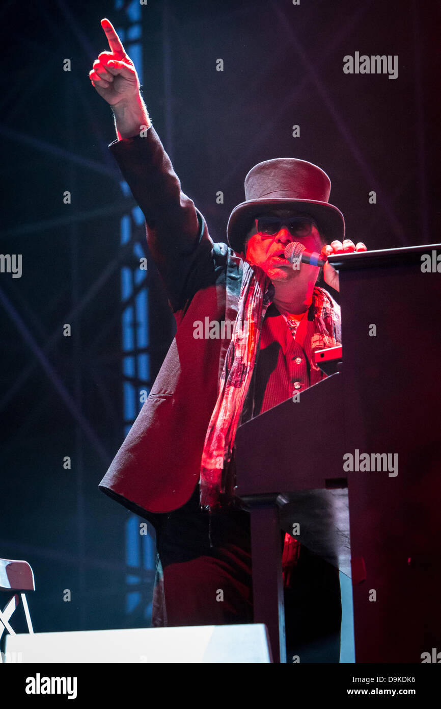 Milano Italia. Xx Giugno 2013. La American rock band TOTO esegue live all Ippodromo del galoppo durante il 'trentacinquesimo anniversario Tour' Credito: Rodolfo Sassano/Alamy Live News Foto Stock