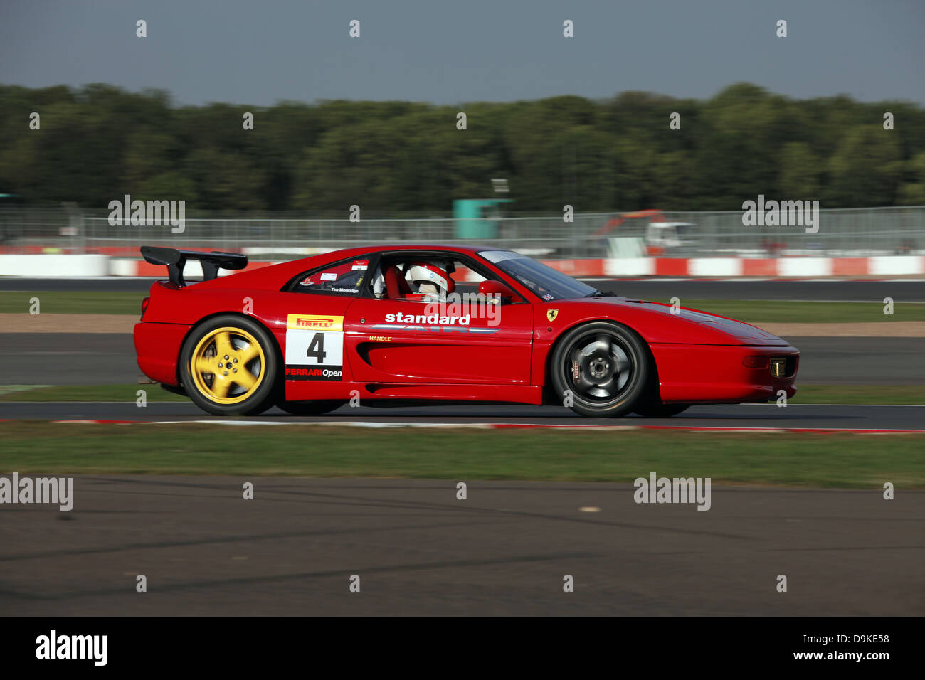 TOM MOGRIDGE FERRARI 355 auto pista di Silverstone circuito di Silverstone SILVERSTONE INGHILTERRA 16 Settembre 2012 Foto Stock