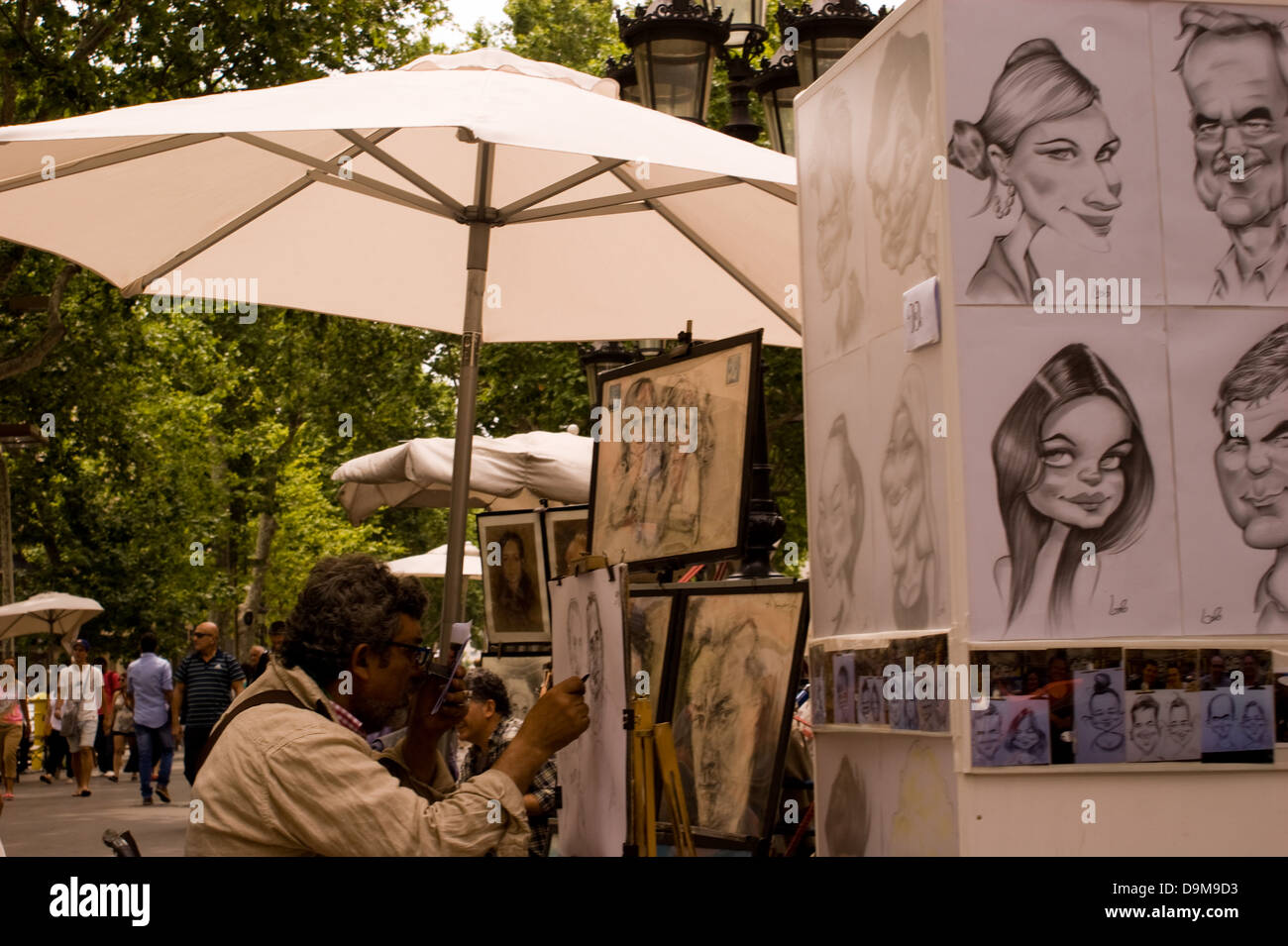 Ritratto di un artista che lavora su Las Ramblas di Barcellona Foto Stock