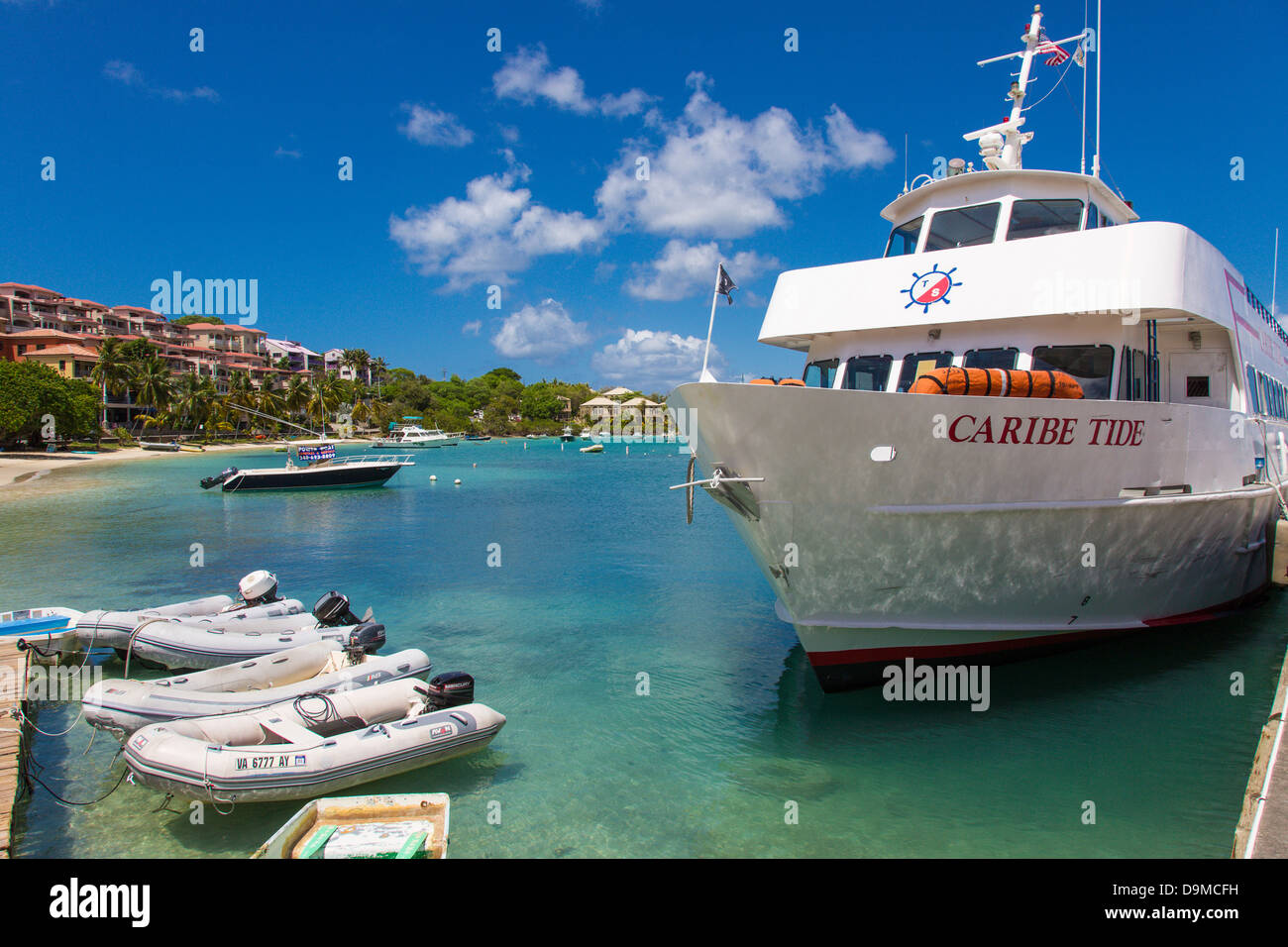 Lungomare Porto di Cruz Bay sull'isola caraibica di San Giovanni nelle Isole Vergini Americane Foto Stock
