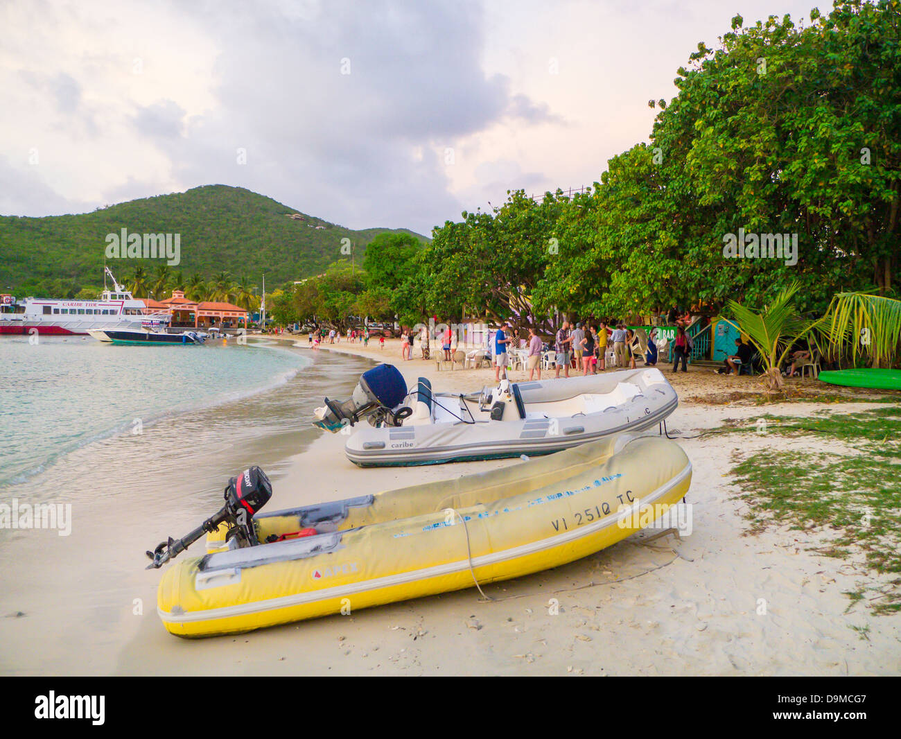 Lungomare Porto di Cruz Bay sull'isola caraibica di San Giovanni nelle Isole Vergini Americane Foto Stock