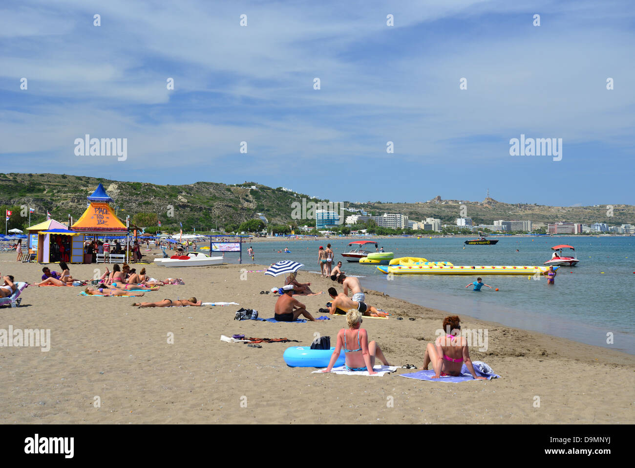 Faliraki Beach, Faliraki, Rodi (Rodi) Regione, del Dodecaneso, Egeo Meridionale Regione, Grecia Foto Stock