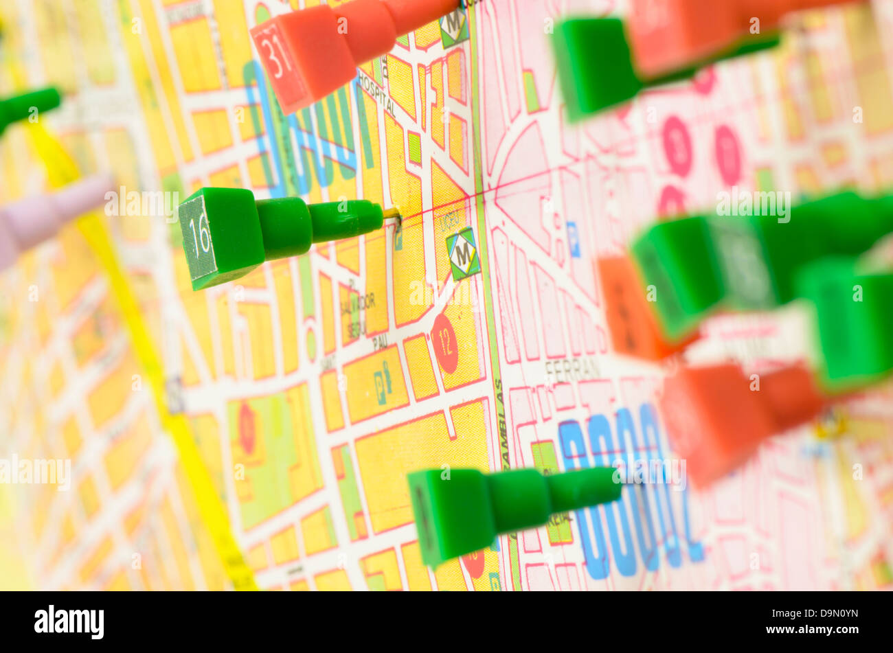 Mappa della città riempita con perni Foto Stock