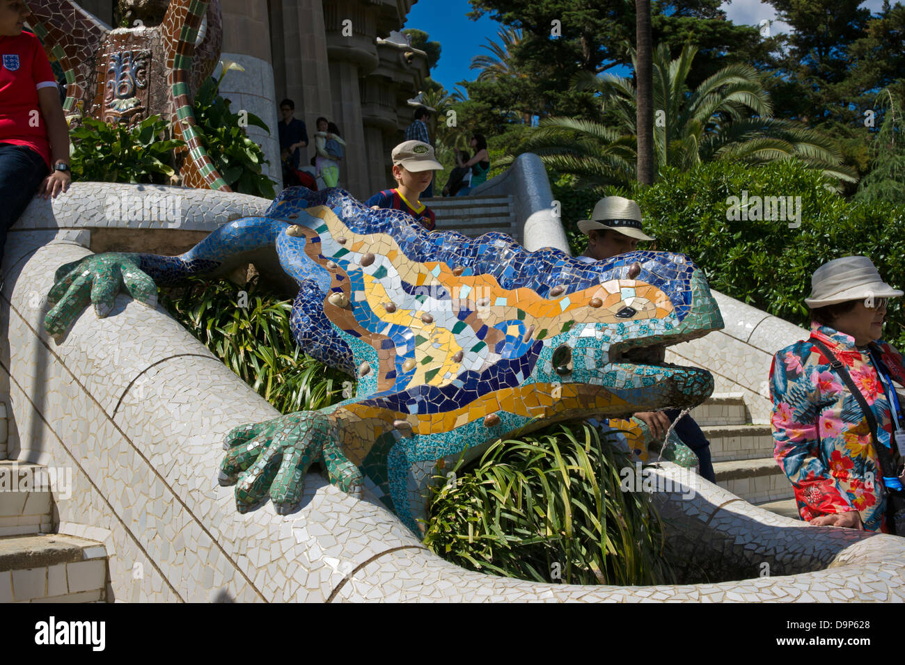 Il Dragone e la doppia scalinata, Parc Güell Barcellona Foto Stock