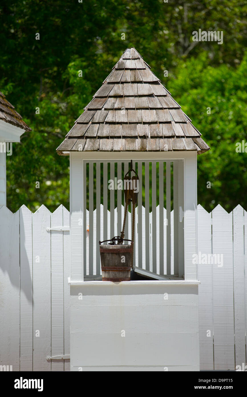 Acqua bene a casa storica, Williamsburg, Virginia, Stati Uniti d'America Foto Stock