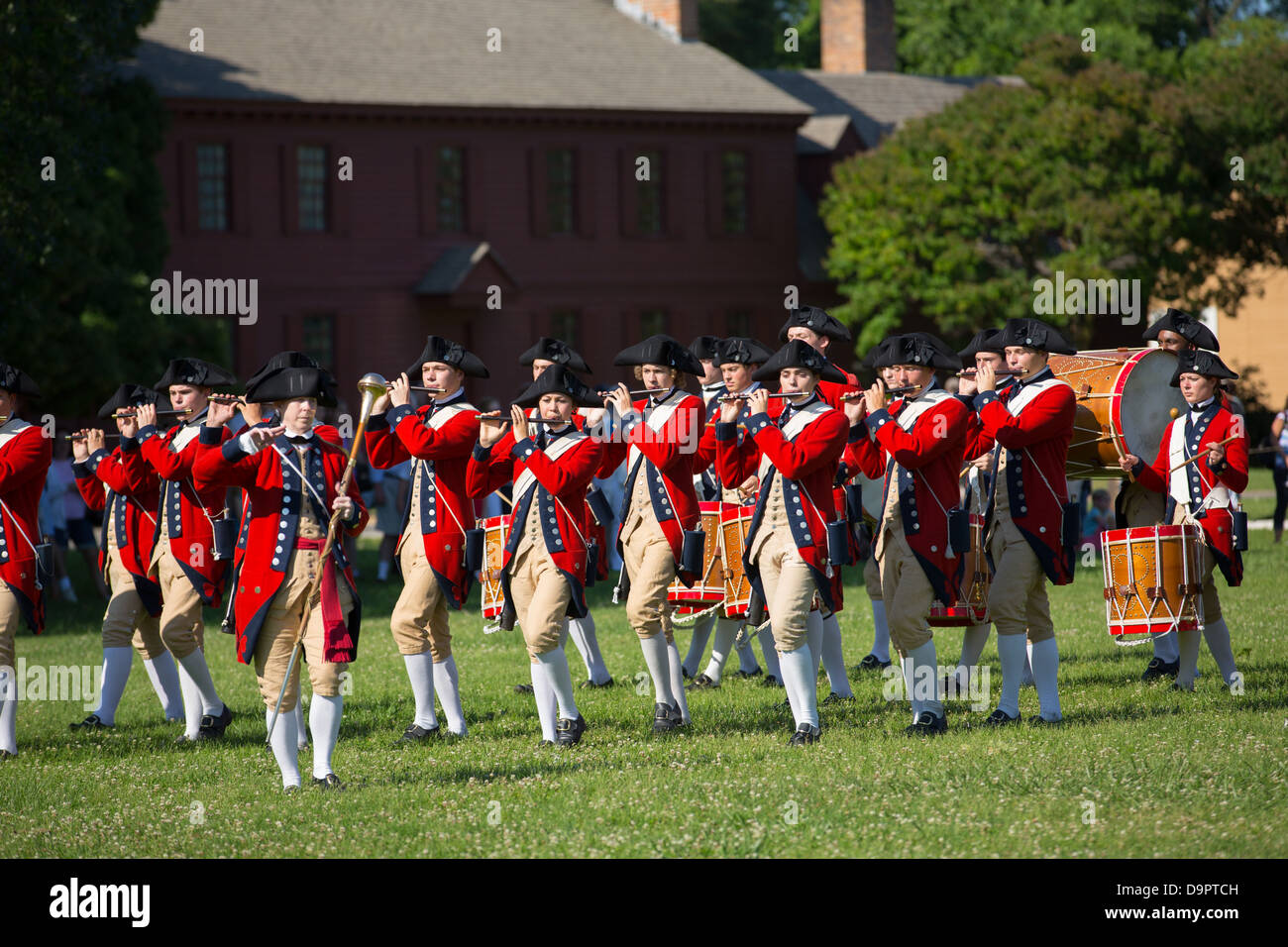Guerra rivoluzionaria rievocazione storica a Colonial Williamsburg, Virginia, Stati Uniti d'America Foto Stock
