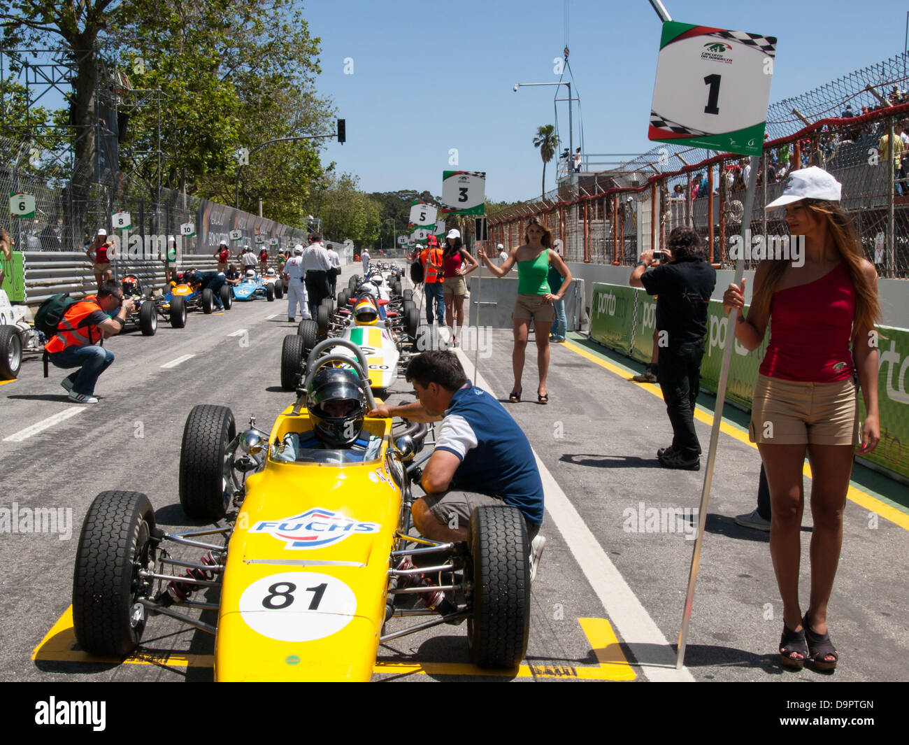Oporto, Portogallo, 22 giugno 2013, il Circuito da Boavista - Historic Grand Prix 2013 - Formula Ford 2 Francia storico, Gara 1, Joao Campos Costa (1° posto) alla linea di partenza Foto Stock