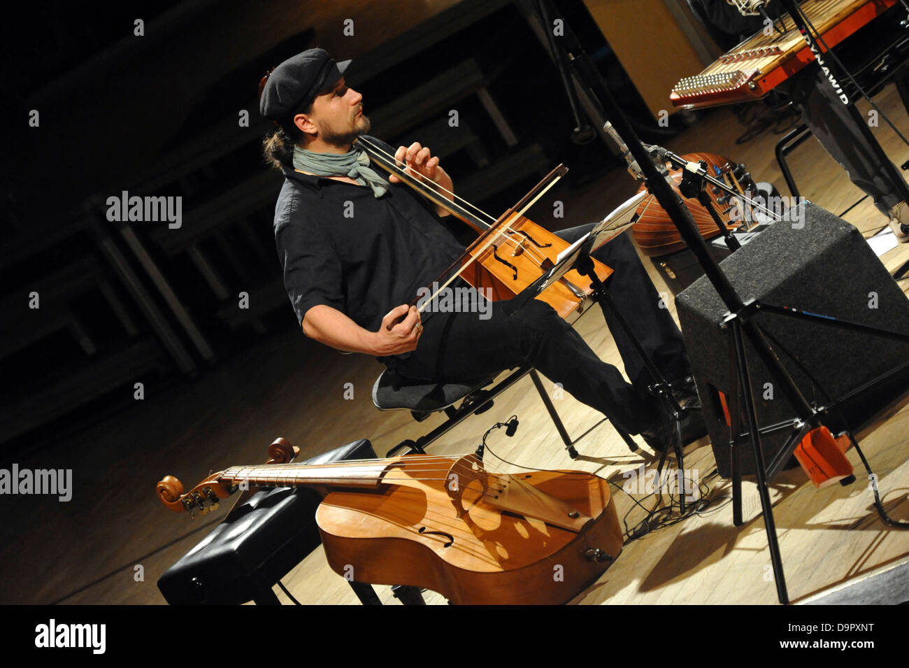 Mosaico - gruppo musicale dalla Polonia di eseguire musica antica di varie tradizioni usando il vecchio e replicati strumenti. Foto Stock