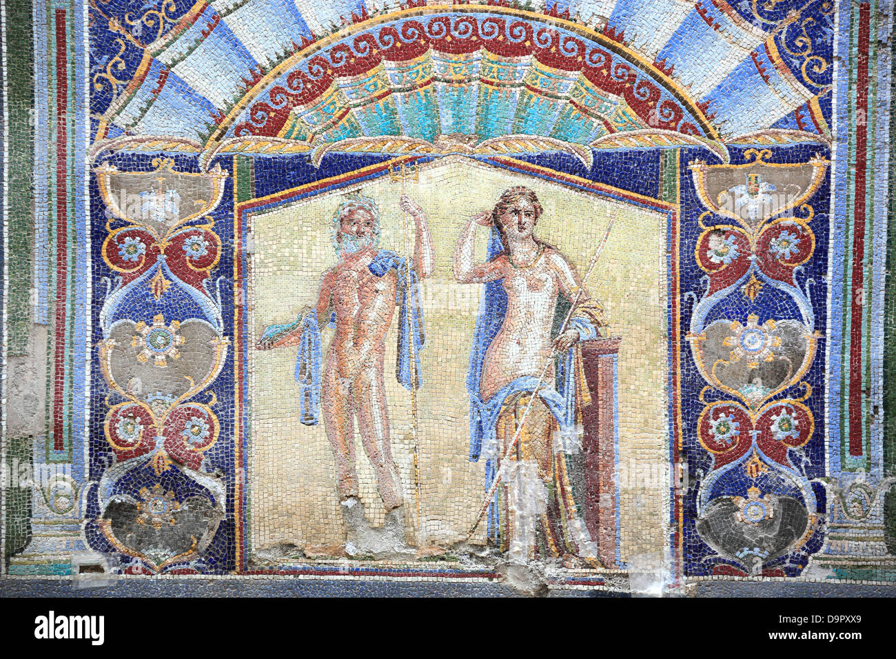 Nettuno e Anfitrite, parete mosaico nella casa No. 22 negli scavi di Ercolano, Campania, Italia Foto Stock