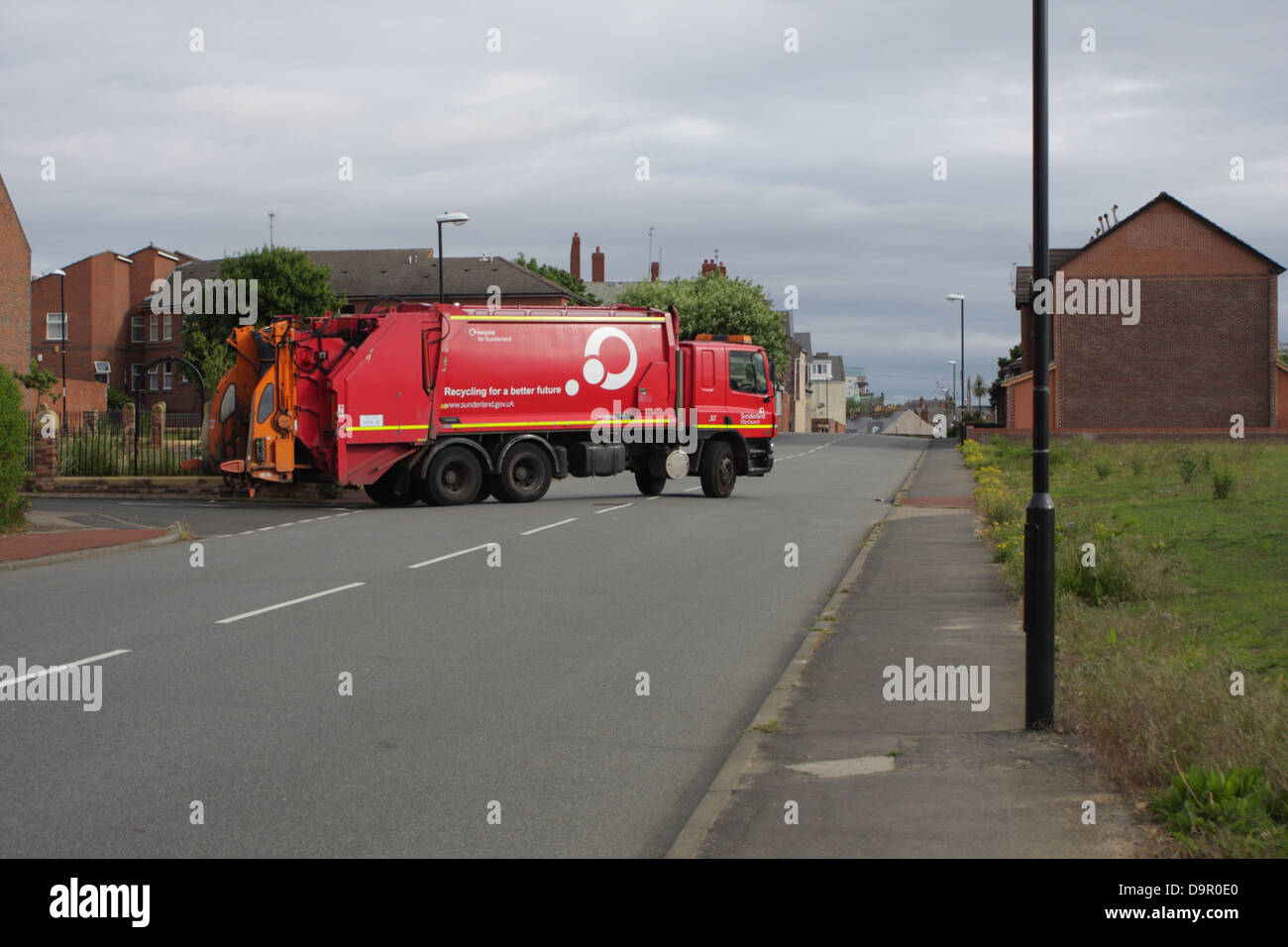 Bin / camion per la raccolta dei rifiuti, camion della spazzatura. Foto Stock