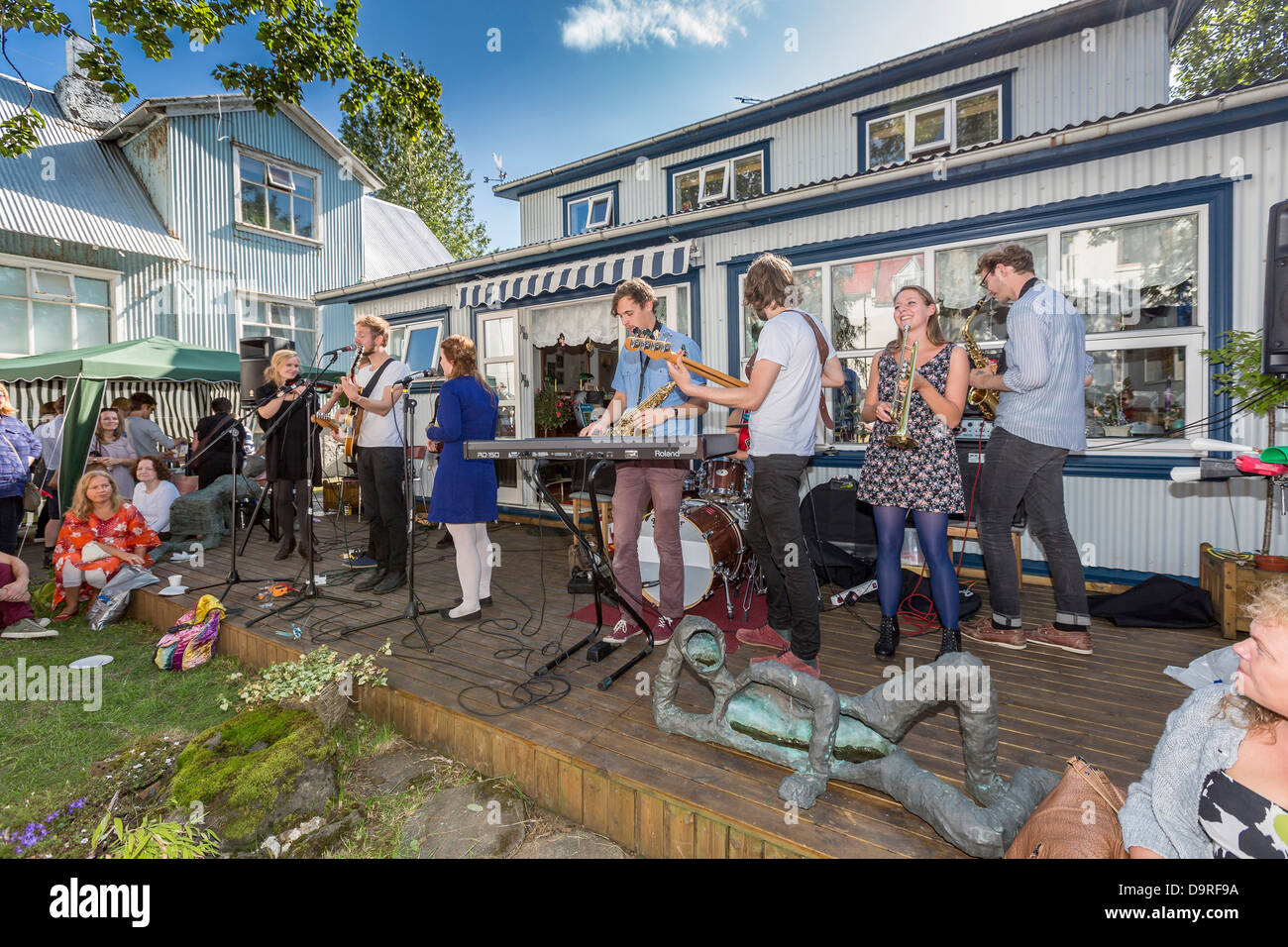 Concerti all'aperto durante il festival culturali, (Menningarnott) Reykjavik, Islanda Foto Stock