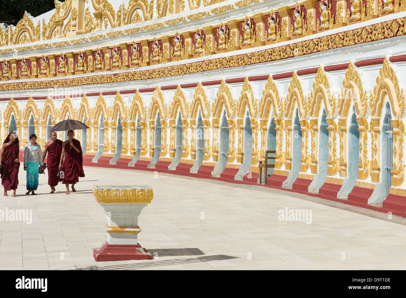 Presto U Ponya Shin Paya, Sagaing Hill, Mandalay Myanmar (Birmania) Foto Stock