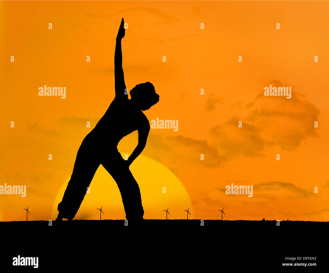 Calma silhouette di donna a praticare yoga Foto Stock