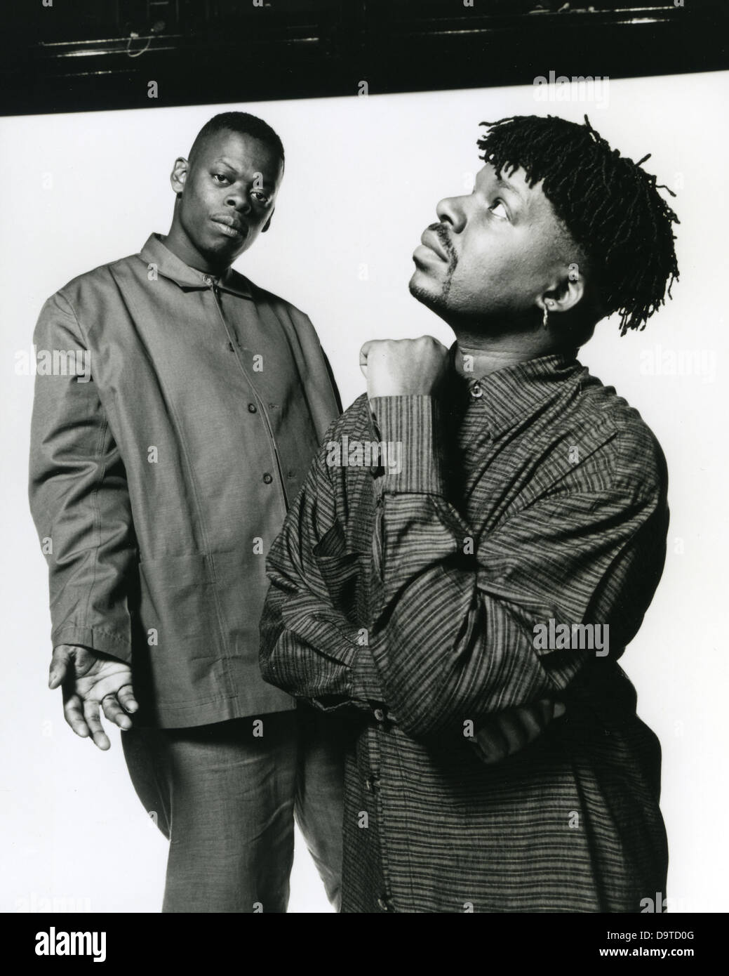 SHOCK 'N' FUORI foto promozionale di noi rap duo circa 1995 Foto Stock
