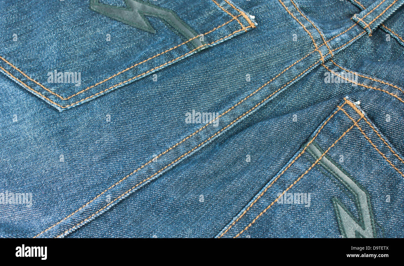 Uomini jeans blu. La parte posteriore del pantalone. Foto Stock