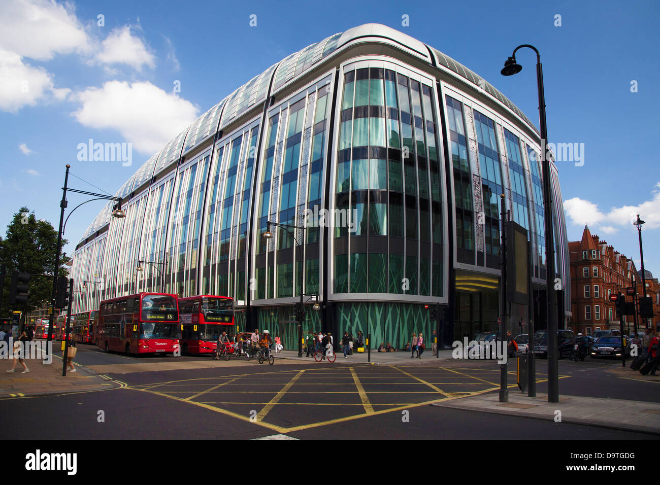 Casa del Parco, un esempio di architettura moderna nel centro di Londra (Oxford Street), Regno Unito Foto Stock