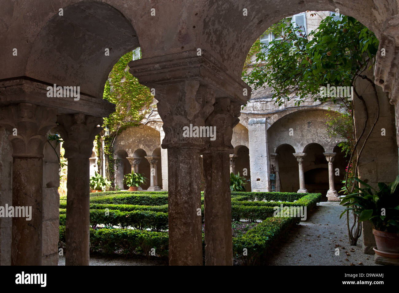 Monastero di Saint Paul de Mausole Saint Remy de Provence Francia Vincent van Gogh 1853-1890 Paesi Bassi Paesi Bassi Foto Stock