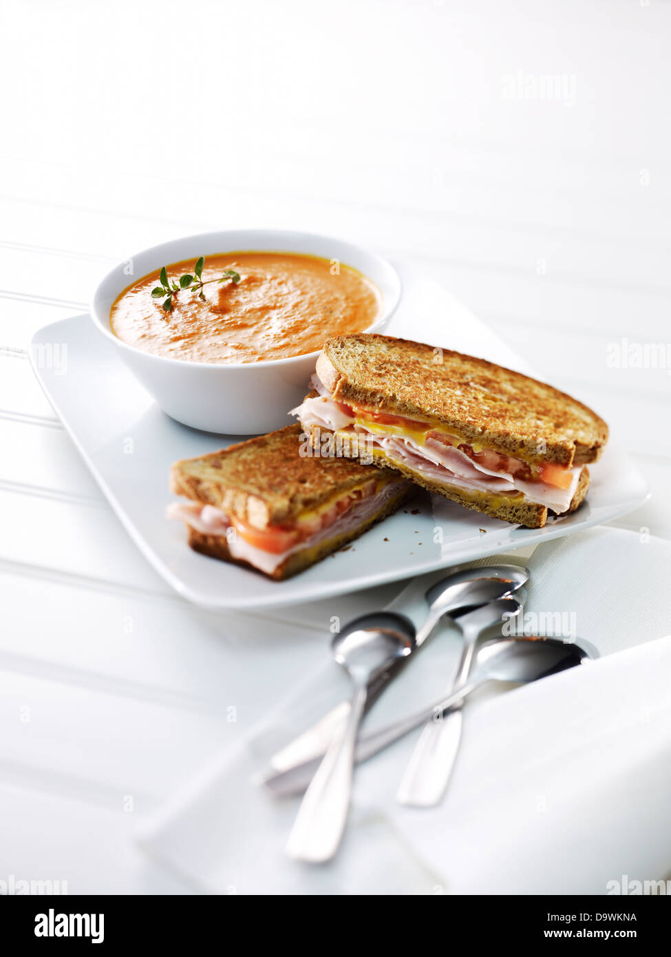 Formaggio alla griglia & sandwich minestra di pomodoro Foto Stock