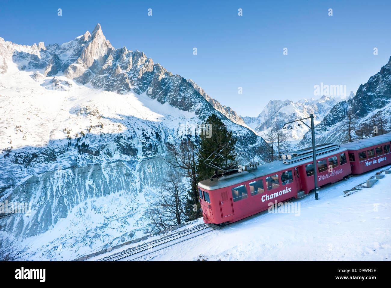 Train du Montenvers da Mer de Glace, Chamonix Haute Savoie, Francia Foto  stock - Alamy