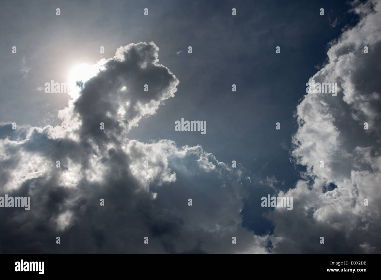 Sun in cloudscape Foto Stock