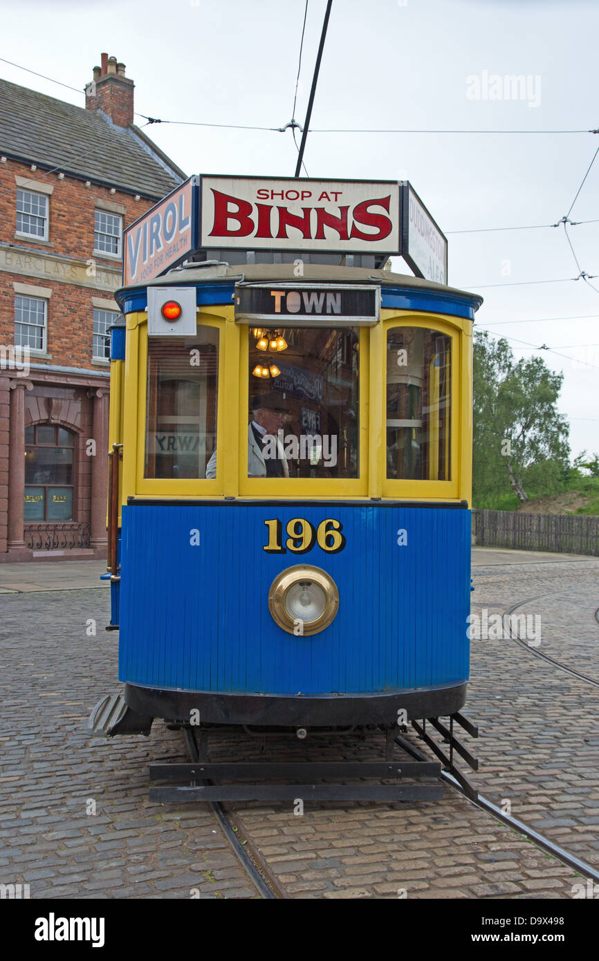196 tram presso il museo Beamish Foto Stock