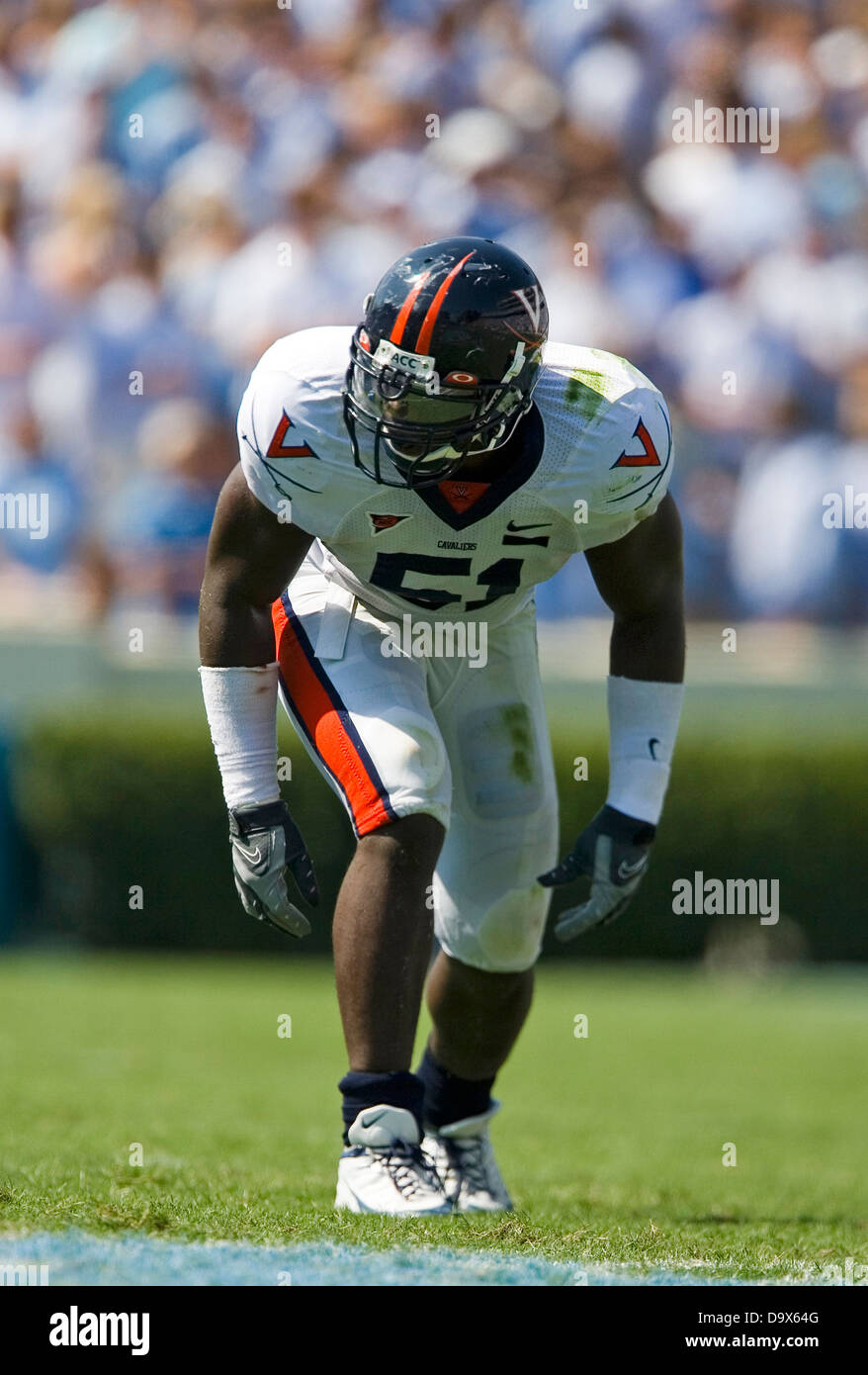 Virginia linebacker Clint Sintim (51) a Kenan Memorial Stadium di Chapel Hill, NC, il 15 settembre 2007, Foto Stock