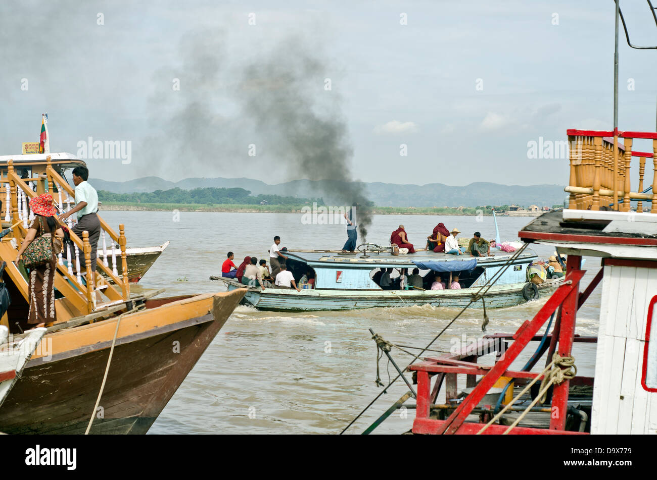 Porto di Mandalay Foto Stock