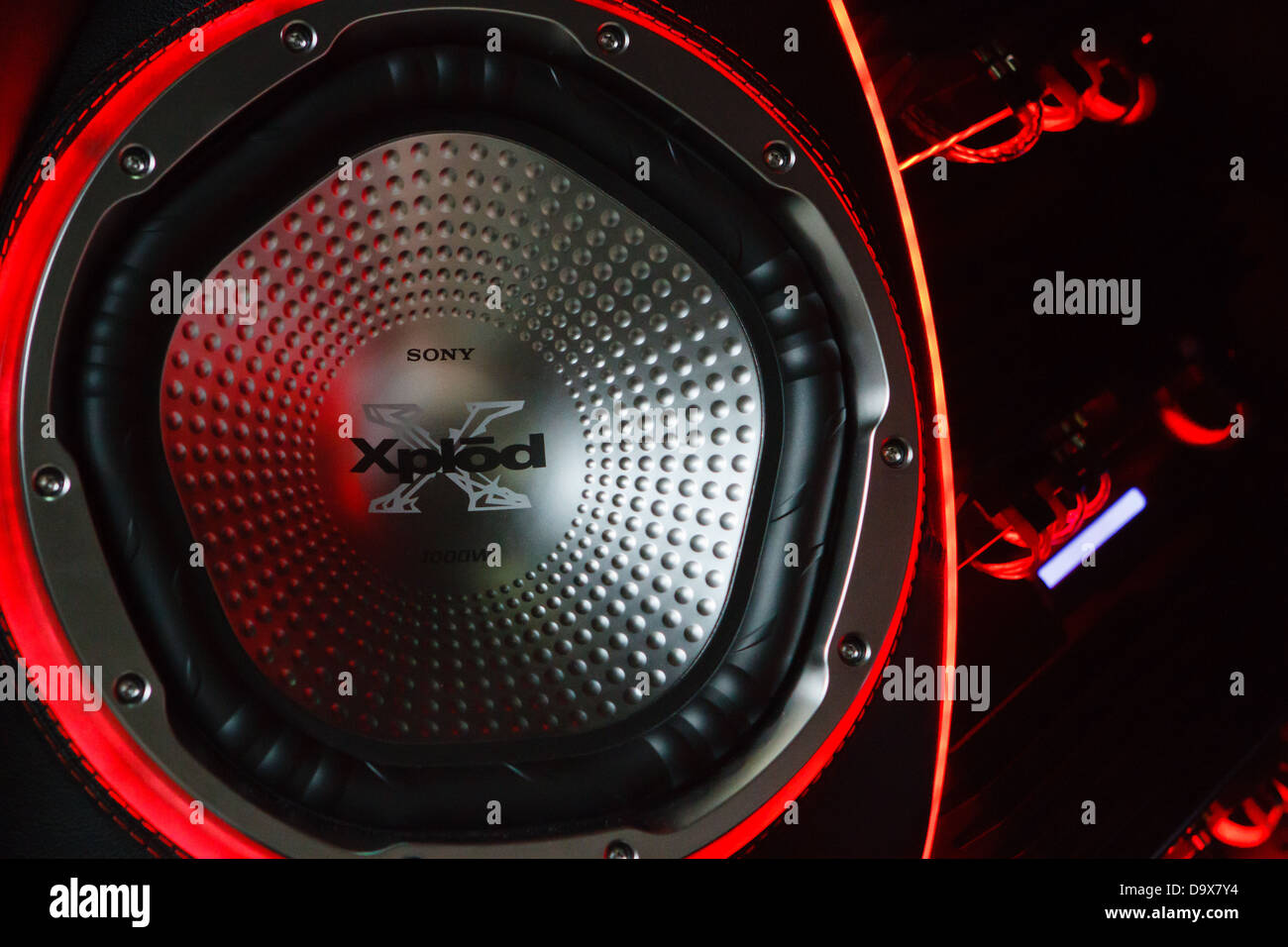 Auto dopo la sintonia con grandi Sony Xplod sistema stereo Foto stock -  Alamy