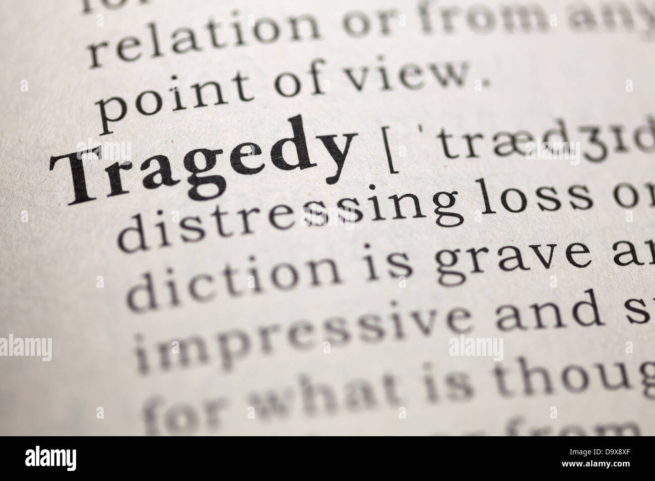 Definizione del dizionario della parola tragedia. Foto Stock