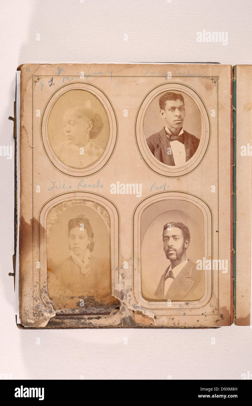 L'album Crowe di Milburn J. contiene una collezione di immagini storiche conservate nel Mississippi Department of Archives and History. L'album fa parte di un più ampio archivio storico che documenta eventi e figure chiave. Foto Stock