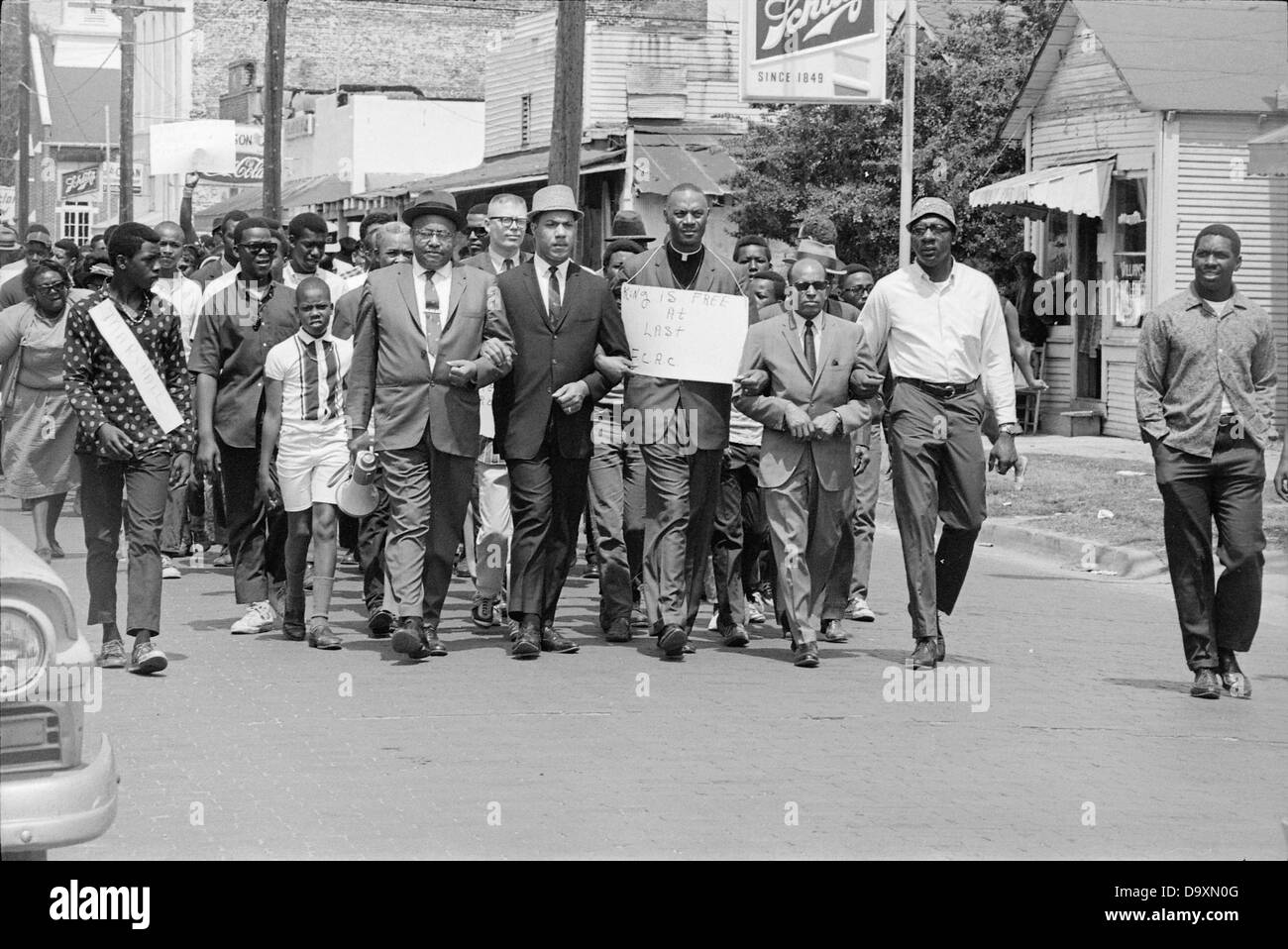 Questa voce si riferisce all'evento significativo dell'8 aprile 1968, in seguito all'assassinio del dottor Martin Luther King Jr. La marcia è stata un momento importante nel movimento per i diritti civili, riflettendo il clima sociale e politico dell'epoca. Foto Stock