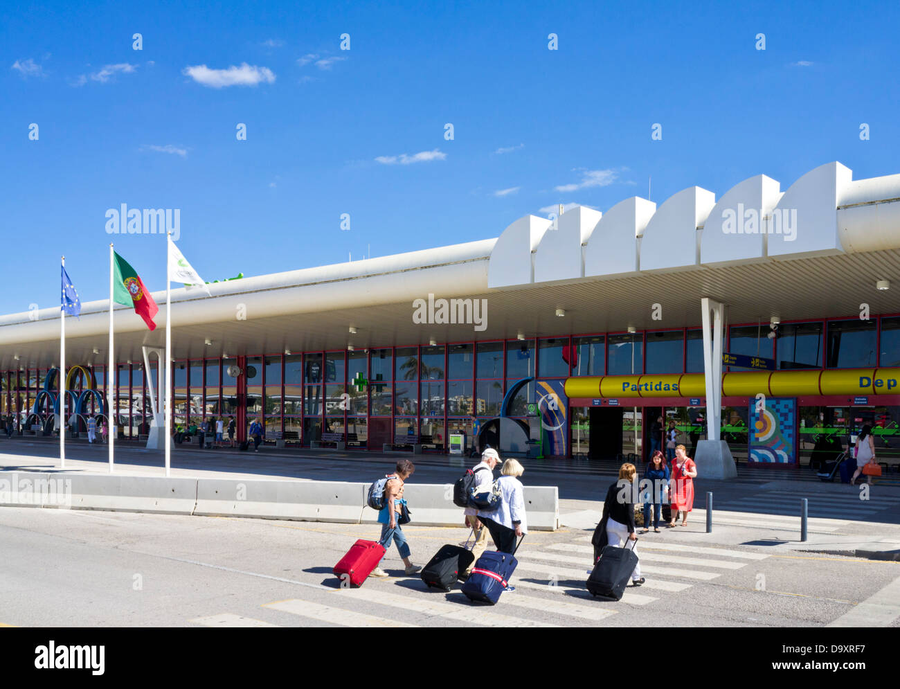 Edificio Terminal Aeroporto di Faro Algarve Portogallo UE Europa Foto Stock