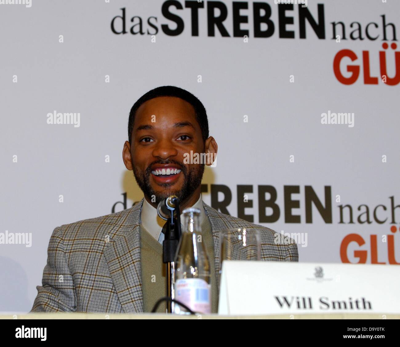 Attore Will Smith presso la conferenza stampa in occasione della premiere del film "La ricerca della felicità" di Berlino. Foto Stock