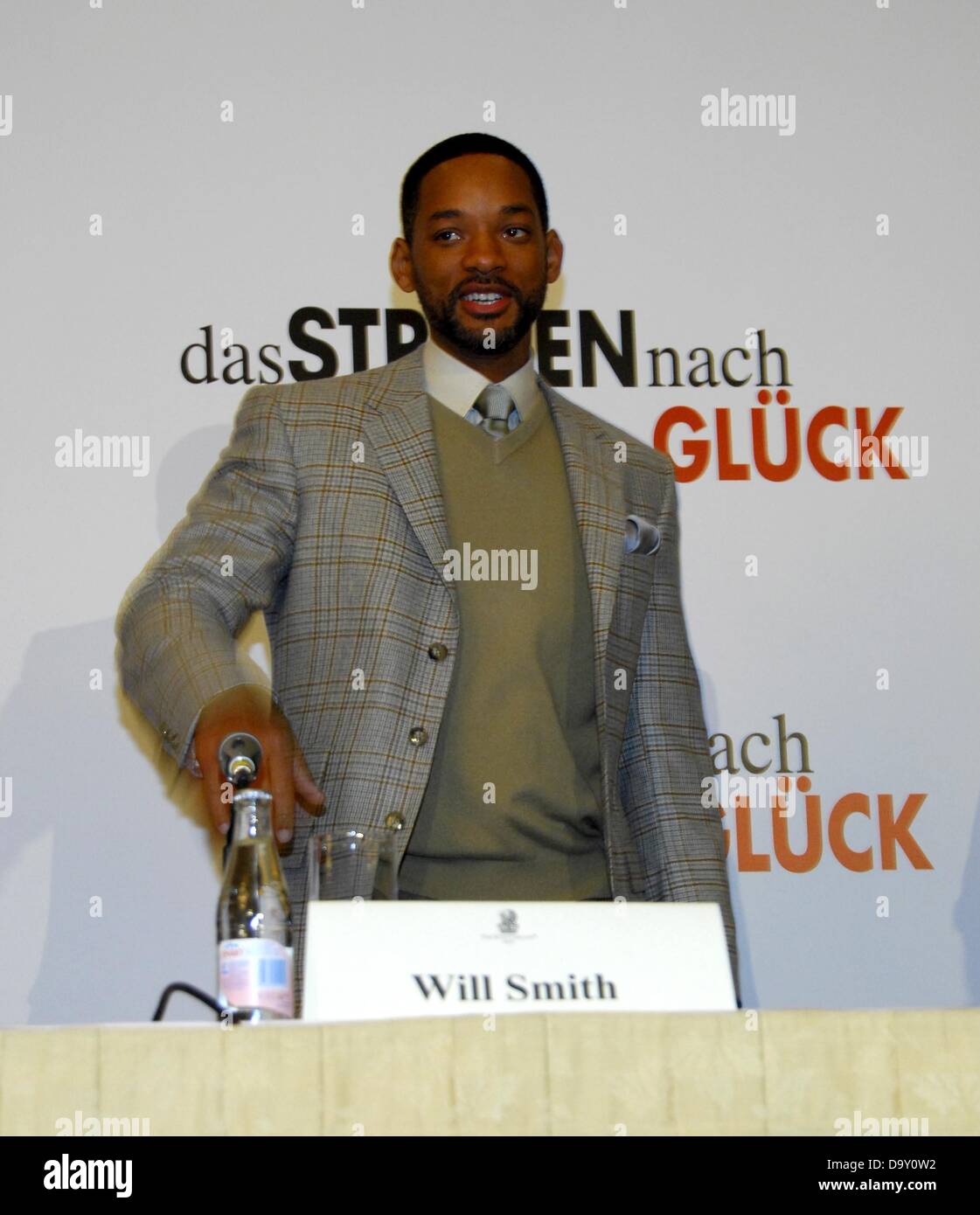 Attore Will Smith presso la conferenza stampa in occasione della premiere del film "La ricerca della felicità" di Berlino. Foto Stock