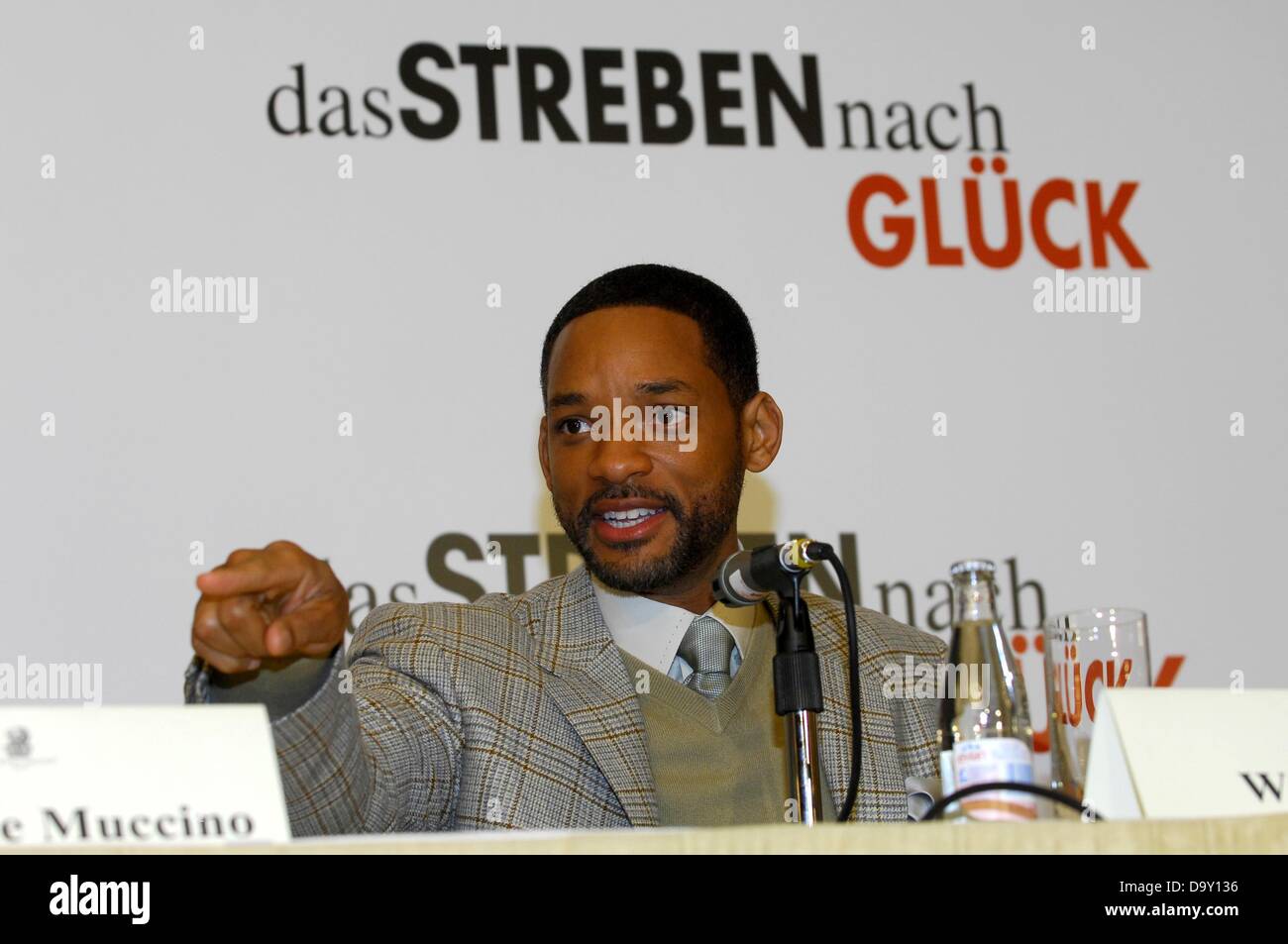 Attore Will Smith presso la conferenza stampa in occasione della premiere del film "La ricerca della felicità" di Berlino. Foto Stock