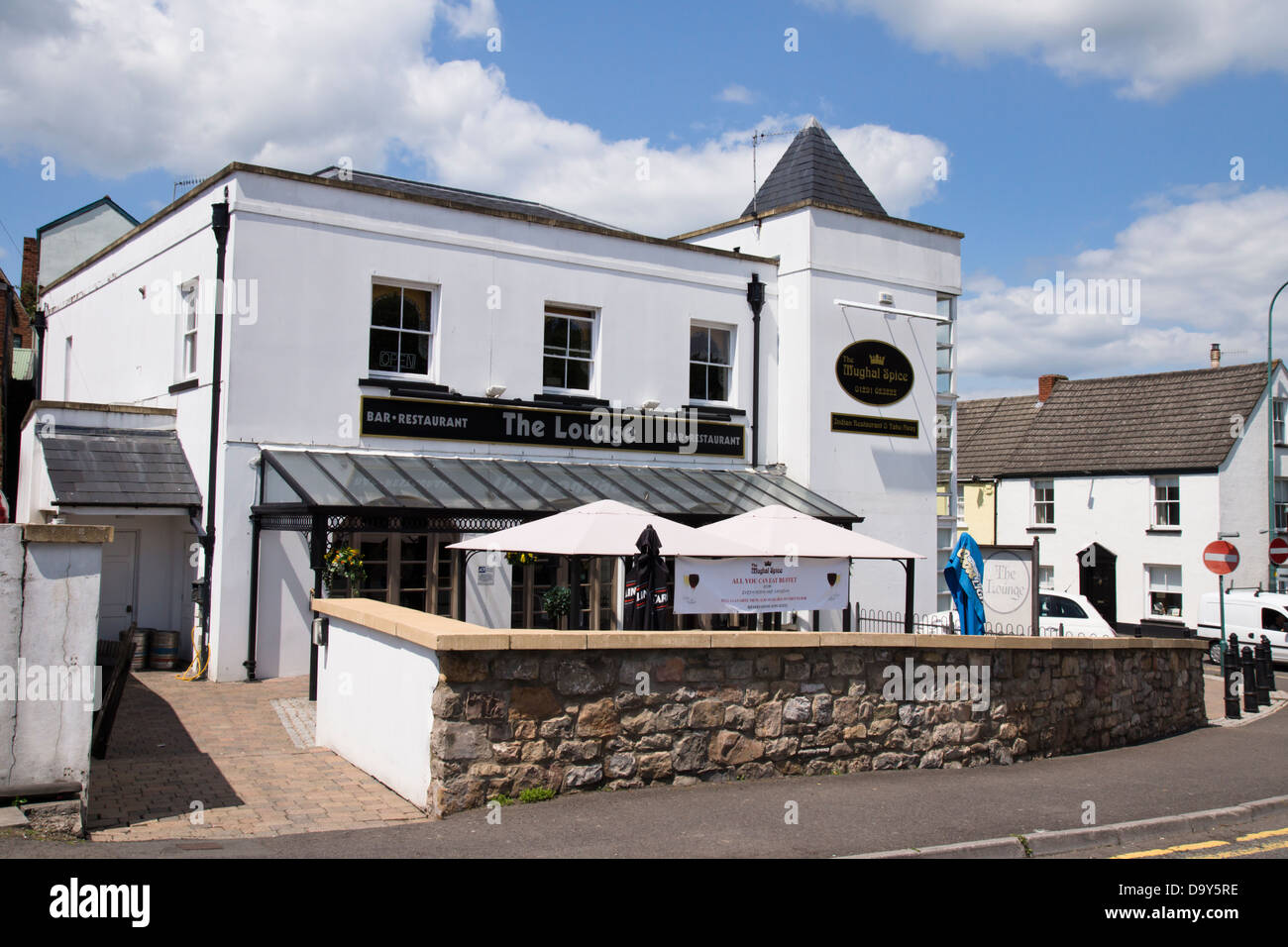 Il Lounge Bar Chepstow una piccola città in Monmouthshire Wales UK Foto Stock
