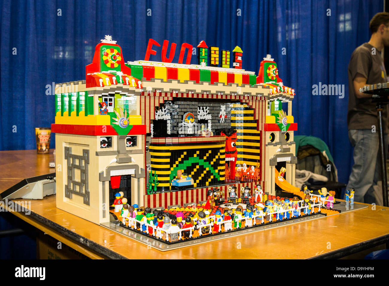Lego fun house immagini e fotografie stock ad alta risoluzione - Alamy
