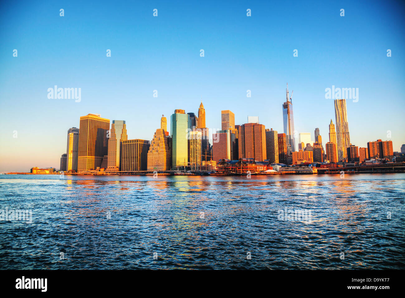 New York City panorama di sunrise Foto Stock