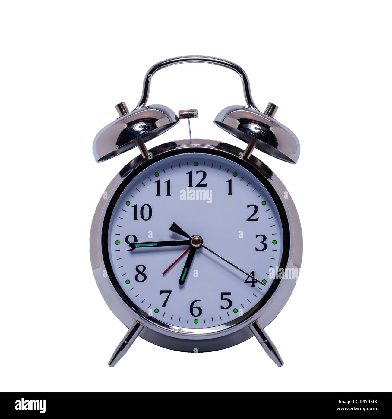 Un classico orologio sveglia su sfondo bianco Foto Stock