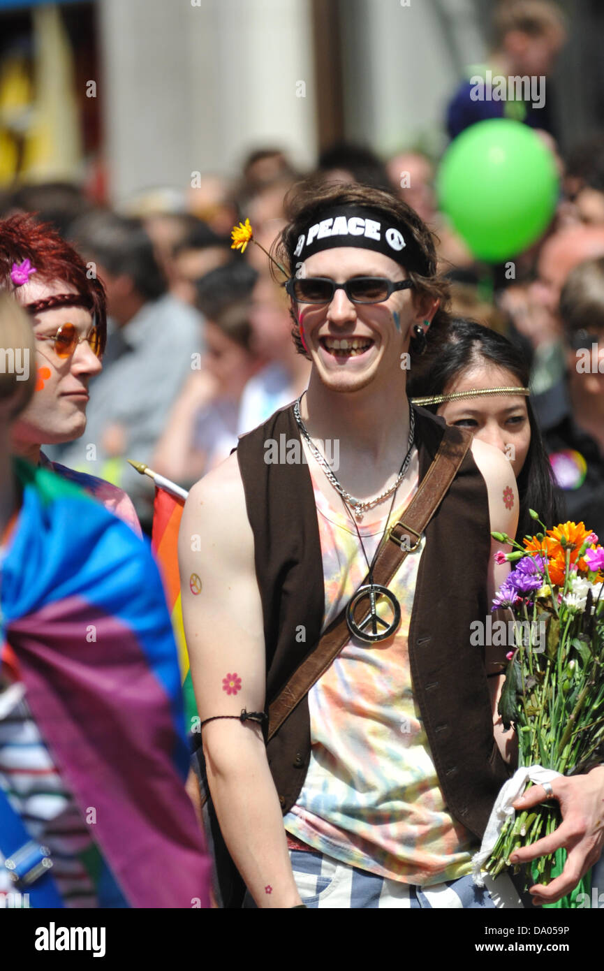 Hippy man clothes Immagini e Fotos Stock - Alamy