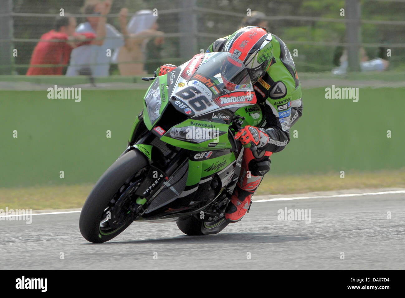 Imola, Italia. Il 29 giugno 2013. Tom Sykes durante il Campionato del Mondo Superbike campionati da Imola. Foto Stock