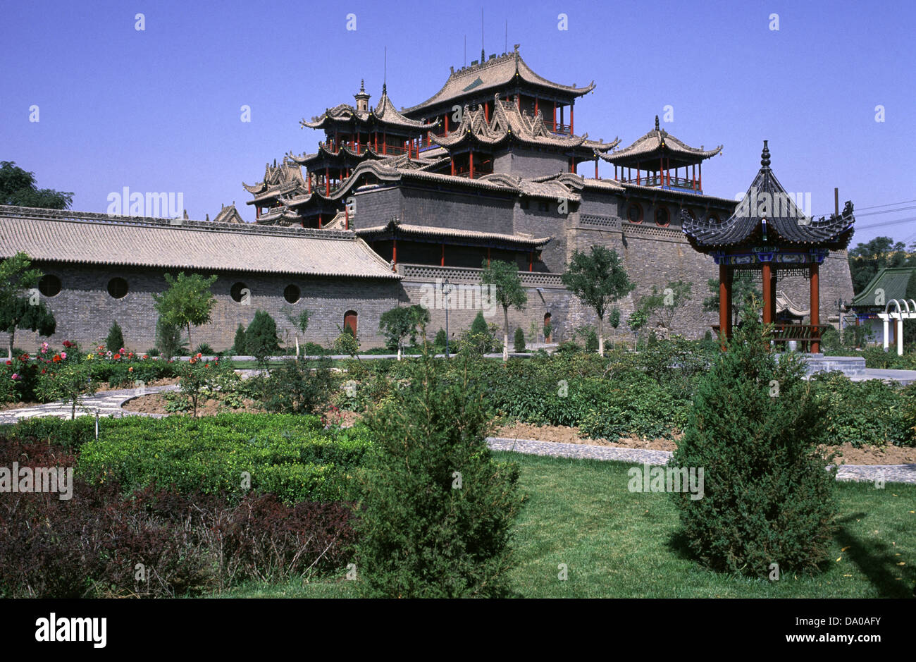 Vista del Gao Miao si tempio che serve i buddisti taoisti e i confuciani simili in Zhongwei una prefettura-città di livello del Ningxia Cina Foto Stock
