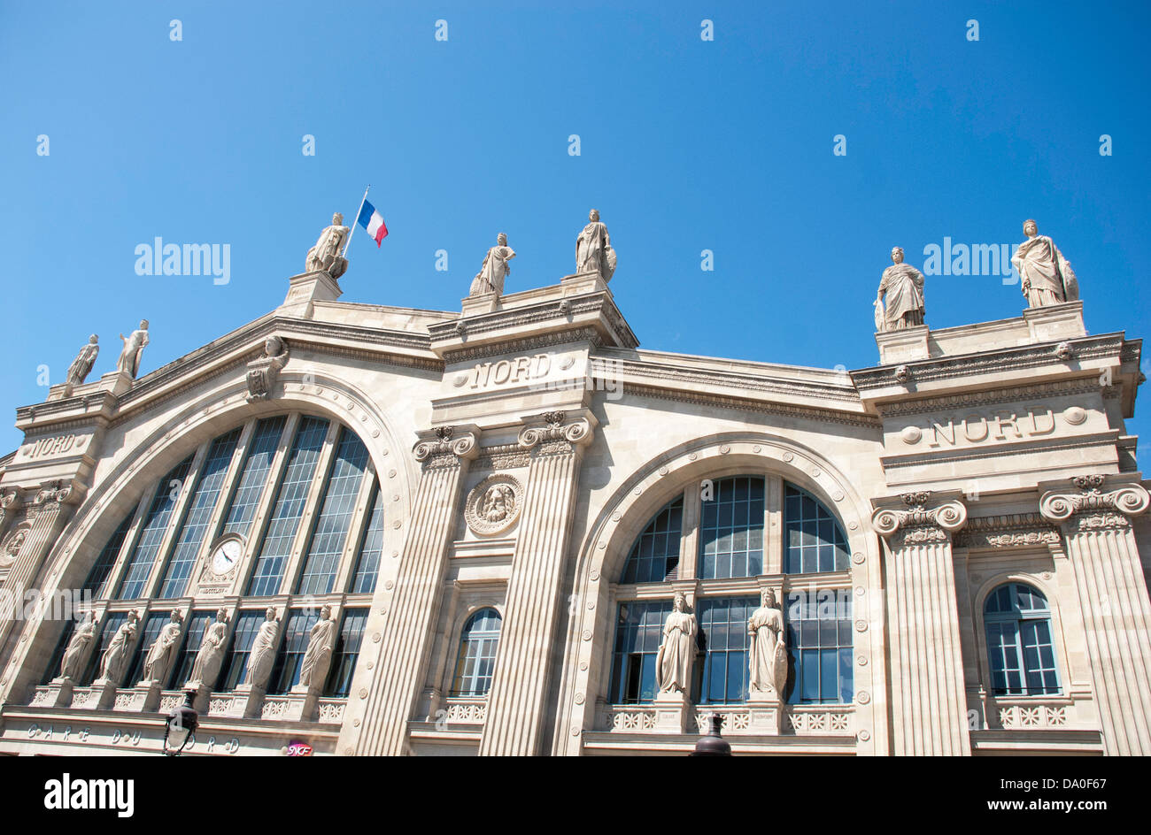La facciata anteriore della Gare du Nord, Parigi, Francia Foto Stock