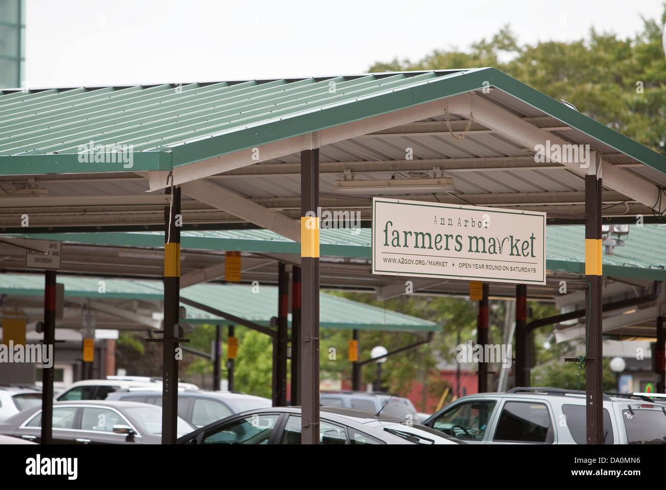 Mercato contadino è visto alla Kerrytown distretto di Ann Arbor, Michigan Foto Stock