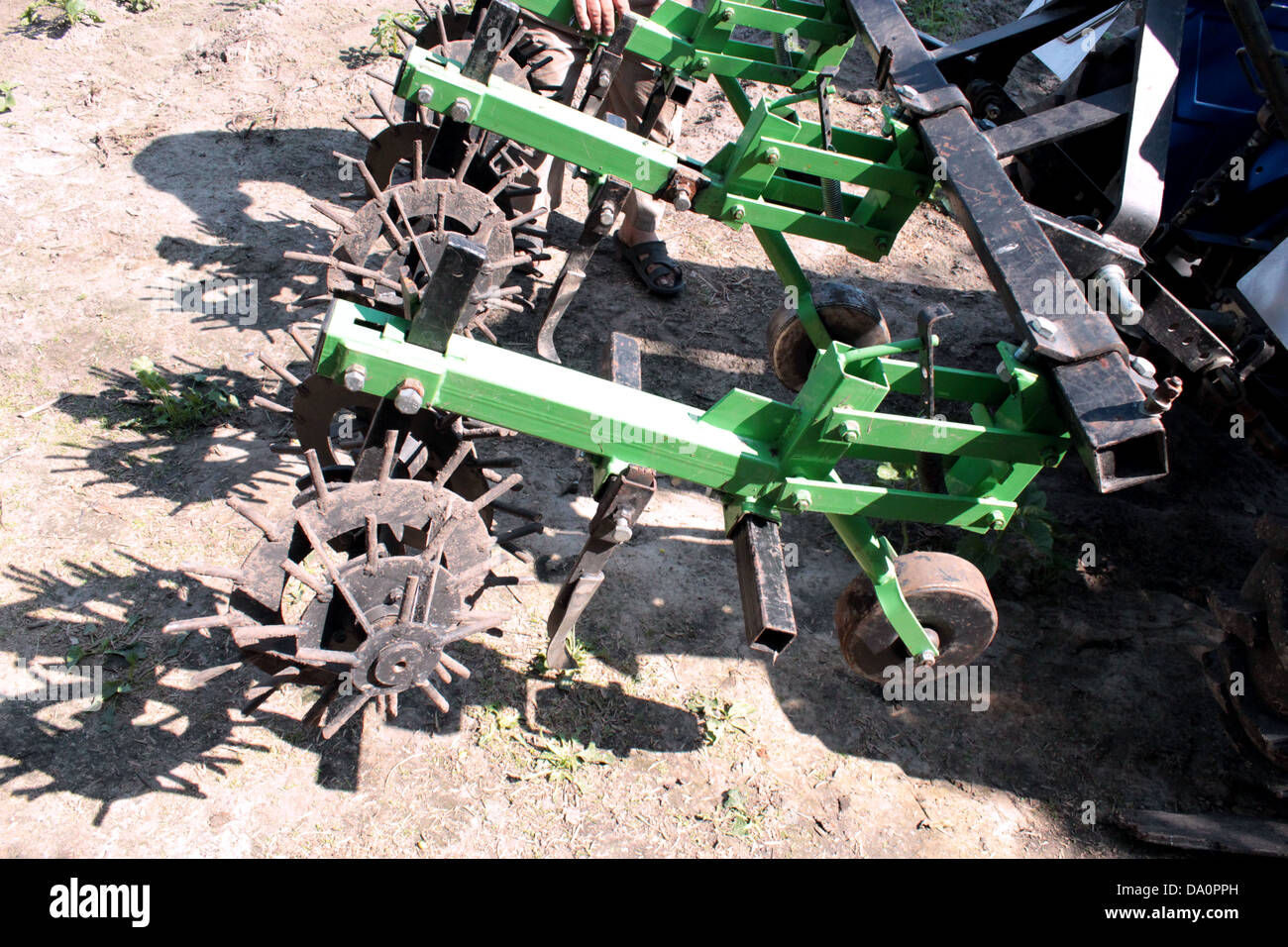 Immagine di equipaggiamento speciale su un trattore di alghe in agricoltura Foto Stock