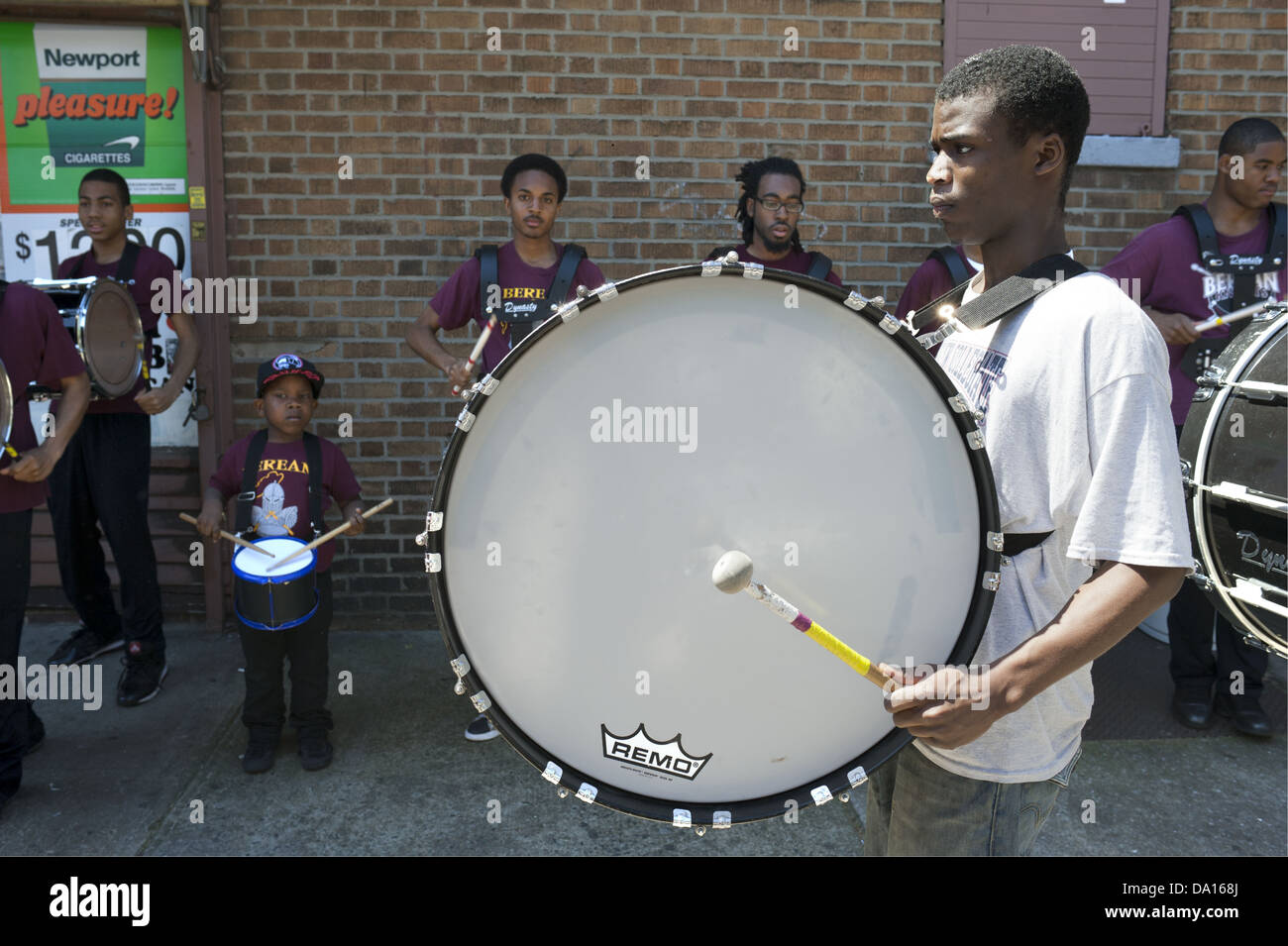 Il re County Memorial Day Parade nel Bay Ridge Sezione di Brooklyn, NY, 27 maggio 2013. Foto Stock