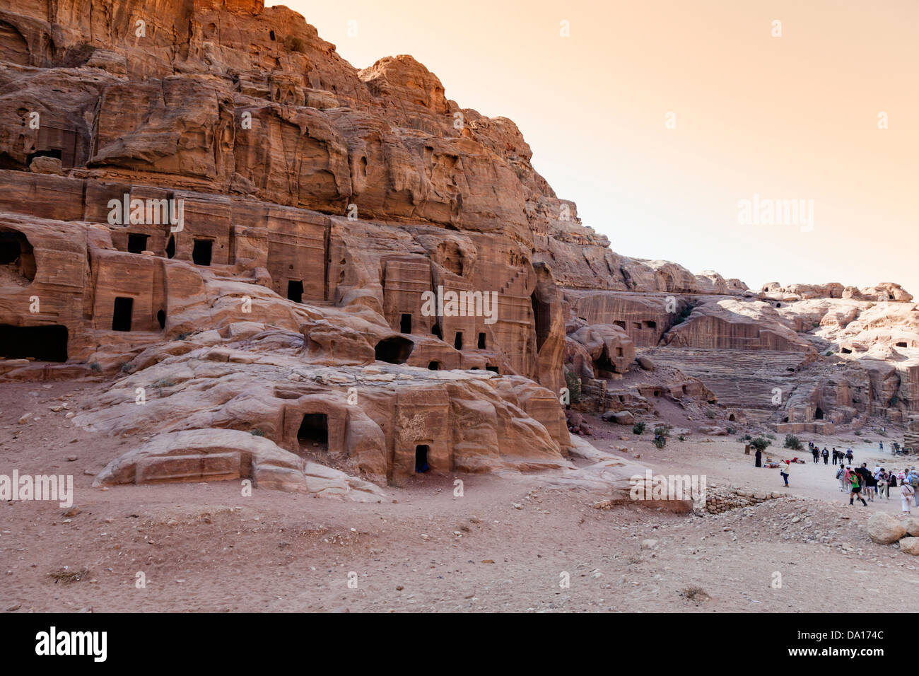 Antiche tombe scavate nella roccia di Petra, Giordania Foto Stock